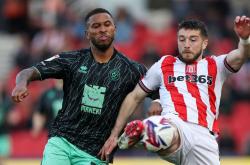 开云APP-斯托克城主场逆转击败博尔顿