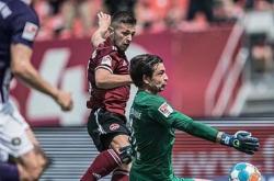 开云下载-纽伦堡球员紧密配合，球队整体向上