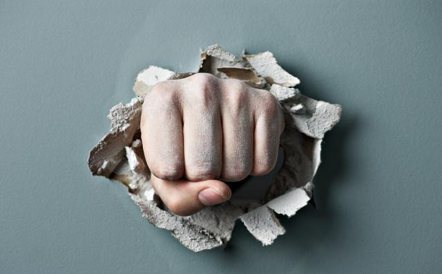 德比郡遭遇失败,升班马下滑势头明显 德比郡遭遇失败,升班马下滑势头明显