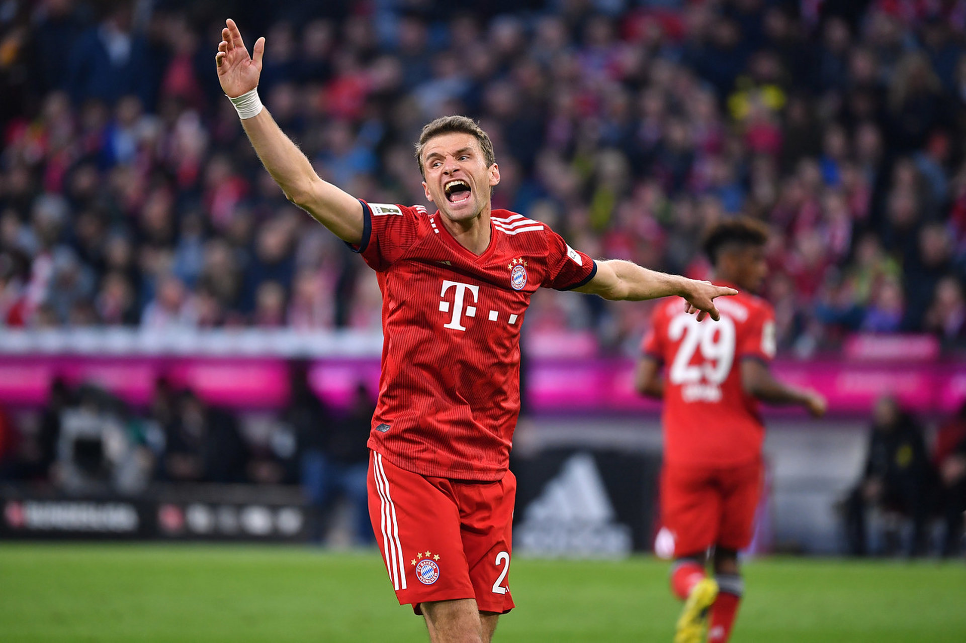 多特蒙德横扫瓦伦西亚，穆勒送出助攻的简单介绍