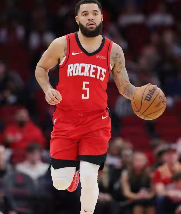 关于BLG险胜波士顿凯尔特人，Canyon攻防两端统治比赛焦点之战四强赛，成为赛场最大亮点的信息